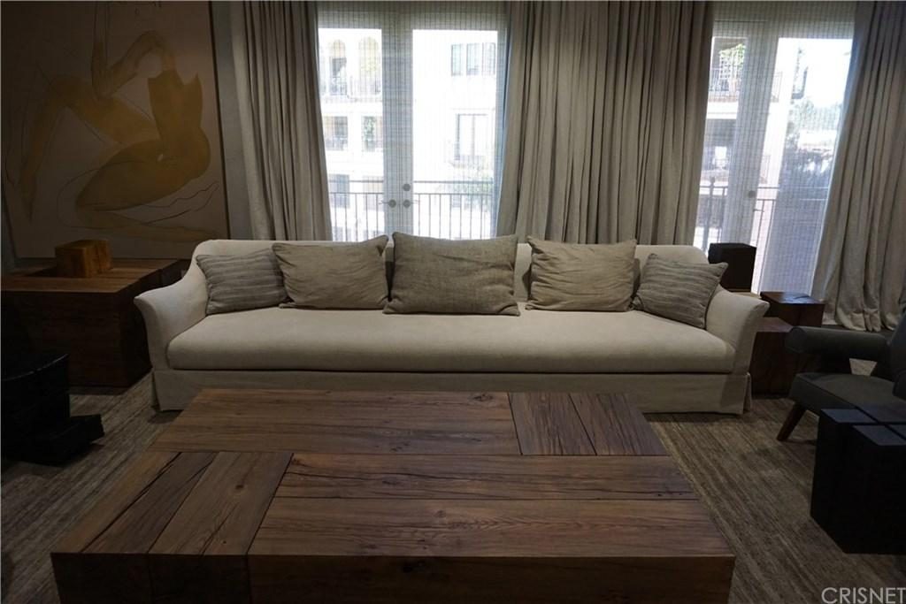 Kim Kardashian’s Condo Designed By Vincent Van Duysen Is For Sale Los